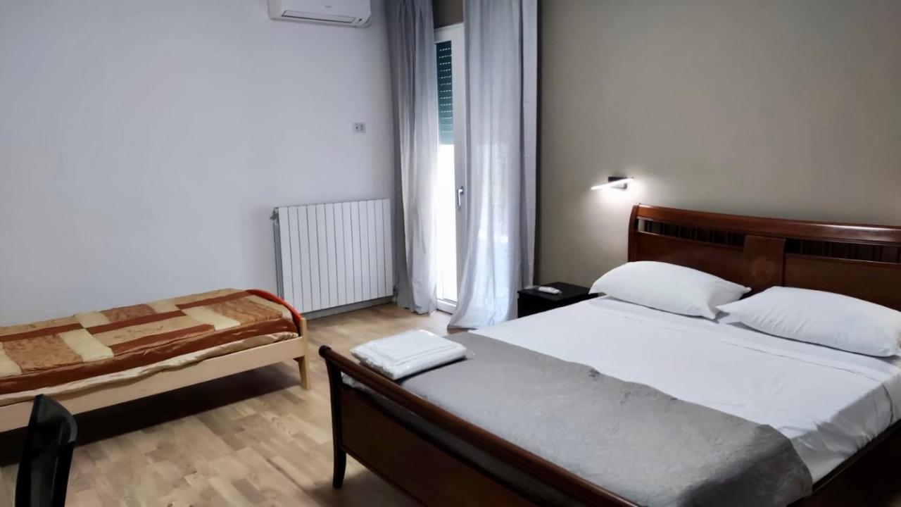 Dimora Rudiae Lecce Bed & Breakfast Eksteriør bilde